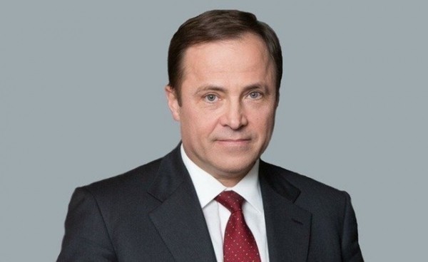 Игорь Комаров поздравил жителей Приволжского федерального округа с Днем народного единства