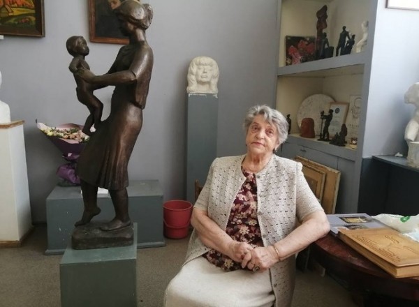 Бюджет Оренбурга теперь не будет компенсировать содержание мастерской Надежды Петиной Бюджет Оренбурга теперь не будет компенсировать содержание мастерской Надежды Петиной