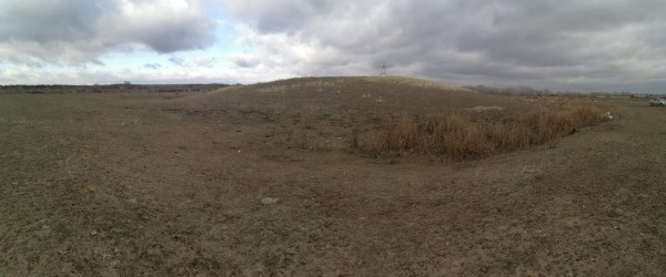 Уникальный курган в Оренбургском районе "обрастает" мусором
