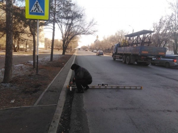 Почем бюджету обошлись ненавистные автомобилистам "кочки" на дорогах Оренбурга