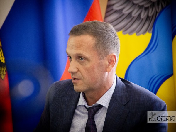 Глава Оренбурга предложил повысить оклады тренерам школ