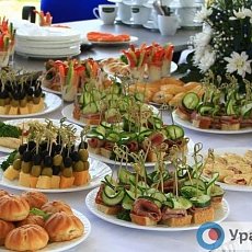 
Орские предприниматели о запрете корпоративов из-за Covid-19: &laquo;Посидеть в тишине и покушать &mdash; ну что это за праздник новогодний?&raquo;		