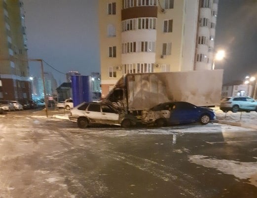 Оренбургская полиция ищет очевидцев ночного поджога авто