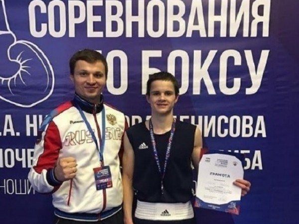 Оренбургский боксер взял серебро на Всероссийских соревнованиях по боксу в Петербурге