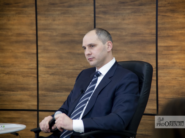 Денис Паслер поздравил с Новым Годом пациентов детской областной больницы