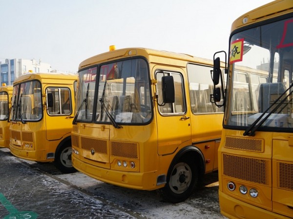 Школы Оренбуржья получат 35 новых автобусов Школы Оренбуржья получат 35 новых автобусов