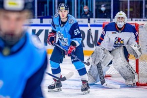 Первая игра из четырех