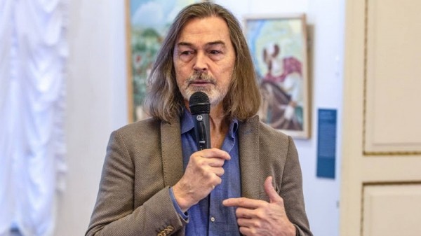 Никас Сафронов: В оренбуржцах сохранена какая-то исконная цельность