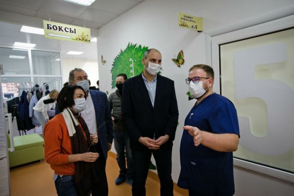 Денис Паслер: Давайте чаще благодарить врачей Денис Паслер: Давайте чаще благодарить врачей