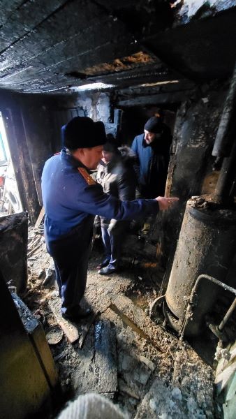 За смерть троих детей на пожаре в Оренбуржье ответят должностные лица