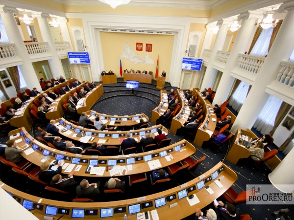 Заксоб утвердил изменения схемы одномандатных округов на выборы в Оренбуржье