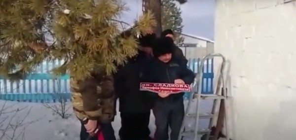 Оренбургские коммунисты назвали действия казаков на улице Чапаевской позором и хулиганством Оренбургские коммунисты назвали действия казаков на улице Чапаевской позором и хулиганством