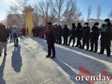 Разгонять несанкционированный митинг вышла, кажется, вся оренбургская полиция