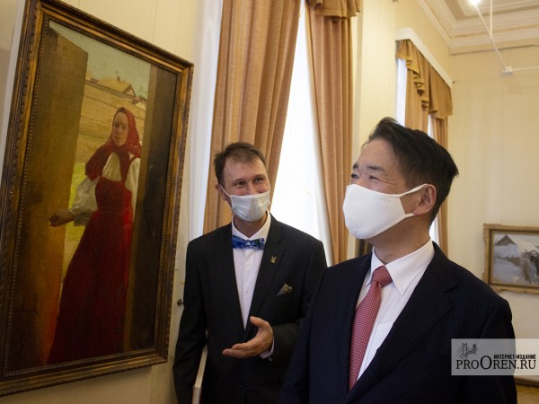 В Оренбурге прошла однодневная выставка японской художницы Хироко Кодзуки