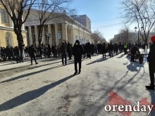 Разгонять несанкционированный митинг вышла, кажется, вся оренбургская полиция