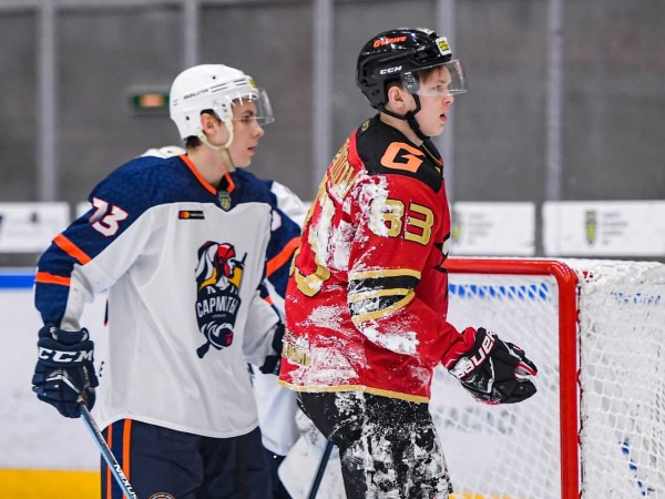 Оренбургские «Сарматы» заработали балл в гостевом матче с омскими «Ястребами» Оренбургские «Сарматы» заработали балл в гостевом матче с омскими «Ястребами»