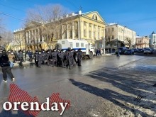 Разгонять несанкционированный митинг вышла, кажется, вся оренбургская полиция
