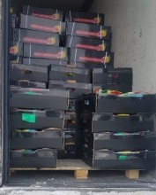 В Оренбург не удалось ввезти больше 200 тонн продуктов из ближнего зарубежья В Оренбург не удалось ввезти больше 200 тонн продуктов из ближнего зарубежья