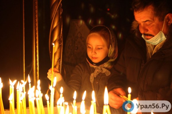 
Православные христиане Орской епархии встретили Рождество		