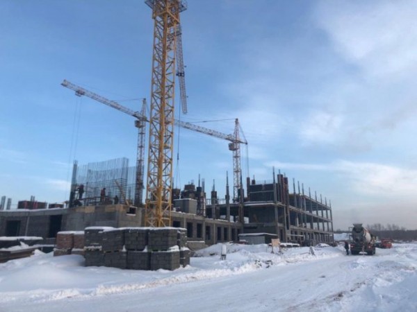 Готовы фундамент и нулевой этаж: Александр Полухин рассказал о темпах строительства детской областной больницы