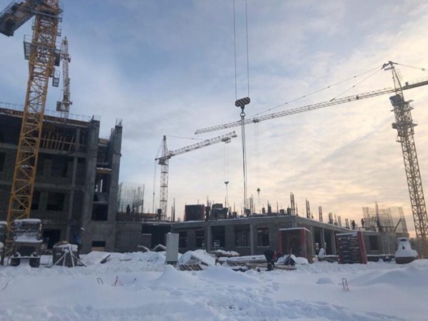 Готовы фундамент и нулевой этаж: Александр Полухин рассказал о темпах строительства детской областной больницы