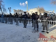 Разгонять несанкционированный митинг вышла, кажется, вся оренбургская полиция