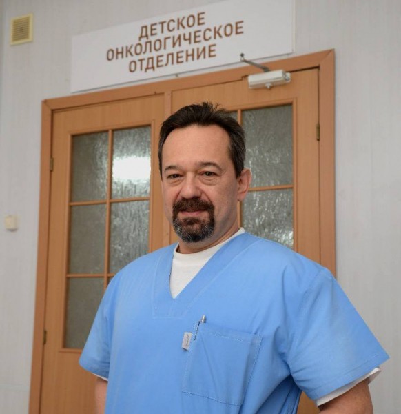 Доктор Шапочник: С детьми проще. Они честные, они не врут