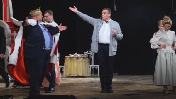 Оренбургские чиновники снова сыграют в спектакле