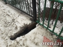 Ямы, лужи, швы: в каком состоянии в Оренбурге находится мост через ул. Шевченко на ул. Терешковой