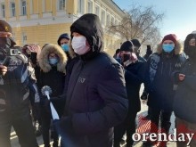 Разгонять несанкционированный митинг вышла, кажется, вся оренбургская полиция