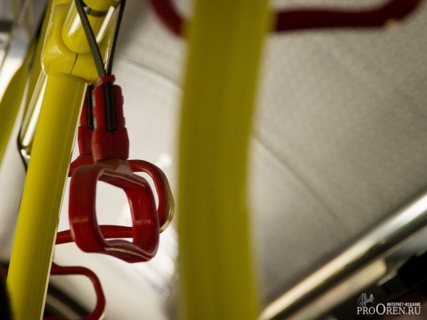 Оренбургским пенсионерам вернули доступ к транспортным картам