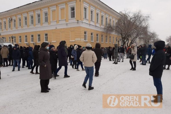 В Оренбурге проходит акция простеста в поддержку Навального