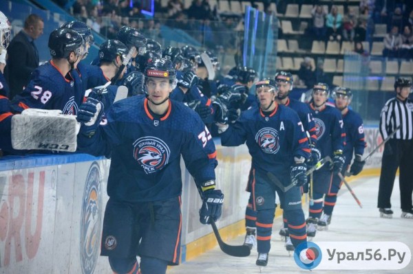 
Сегодня ХК &laquo;Южный Урал&raquo; проводит заключительный домашний матч в рамках регулярного чемпионата ВХЛ		