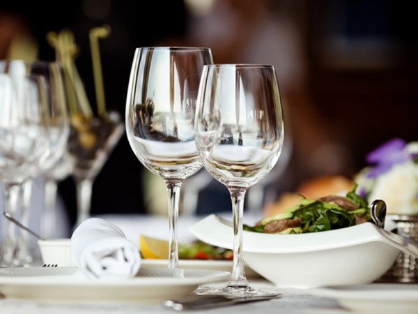 В развлекательном комплексе Оренбурга закрыли точку общепита В развлекательном комплексе Оренбурга закрыли точку общепита