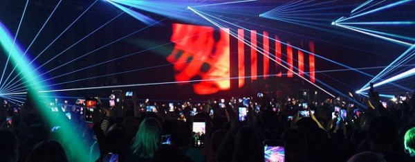 
Одеяло для царь-девицы в фильме &laquo;Конек-Горбунок&raquo; сделали из оренбургских пуховых платков		