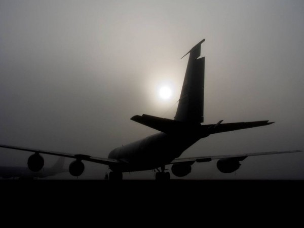 В Оренбурге 2 самолета не смогли сесть из-за тумана