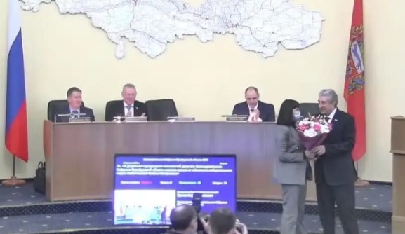 В ЗС Оренбуржья на одного депутата стало меньше