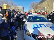 Разгонять несанкционированный митинг вышла, кажется, вся оренбургская полиция