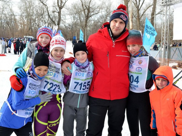 Губернатор Оренбуржья Денис Паслер принял участие в &laquo;Лыжне России&raquo;