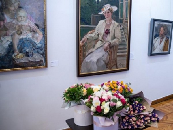 В Оренбурге открыли выставку картин из Русского музея