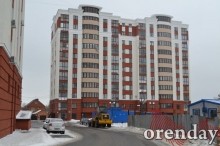 Самый чистый двор в городе - у дома, где живет прокурор Оренбургской области