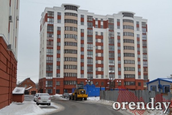 Самый чистый двор в городе - у дома, где живет прокурор Оренбургской области