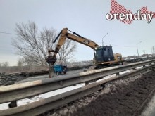 Оренбуржцы дождались ремонта моста через Сакмару
