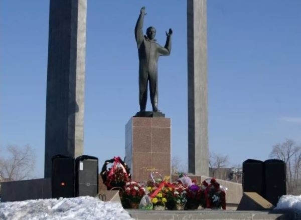 В Оренбурге на ремонт памятника Гагарину потратят более 7,6 миллиона рублей В Оренбурге на ремонт памятника Гагарину потратят более 7,6 миллиона рублей