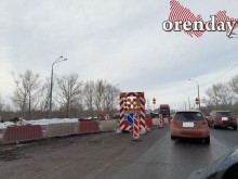 Оренбуржцы дождались ремонта моста через Сакмару