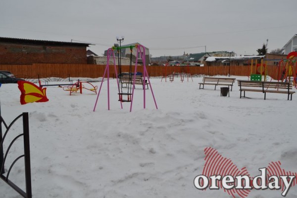 Самый чистый двор в городе - у дома, где живет прокурор Оренбургской области