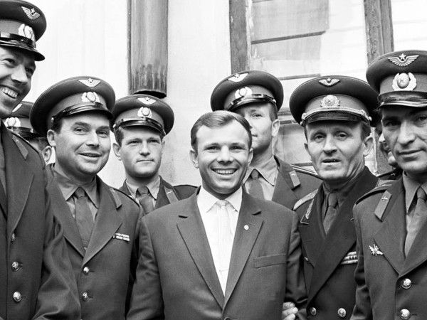 В день рождения Гагарина оренбургские школьники пройдут викторину в Zoom