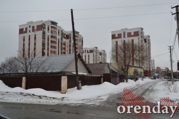 Самый чистый двор в городе - у дома, где живет прокурор Оренбургской области