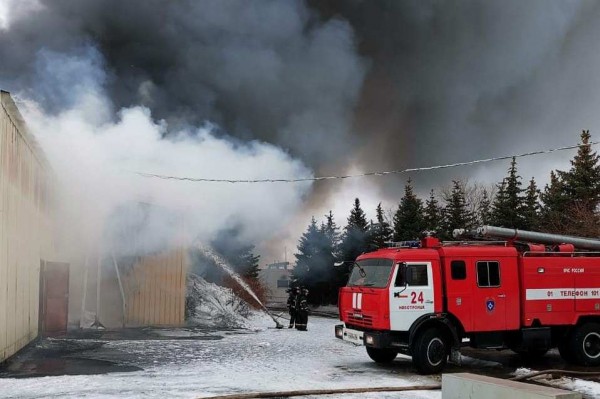 Пожар ликвидирован. Появилось видео ЧП на Новотроицком мясокомбинате