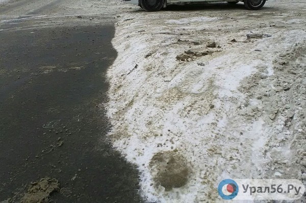 В Орске после уборки основных дорог, на второстепенные осталось только «запрыгивать»
В Орске после уборки основных дорог, на второстепенные осталось только «запрыгивать»